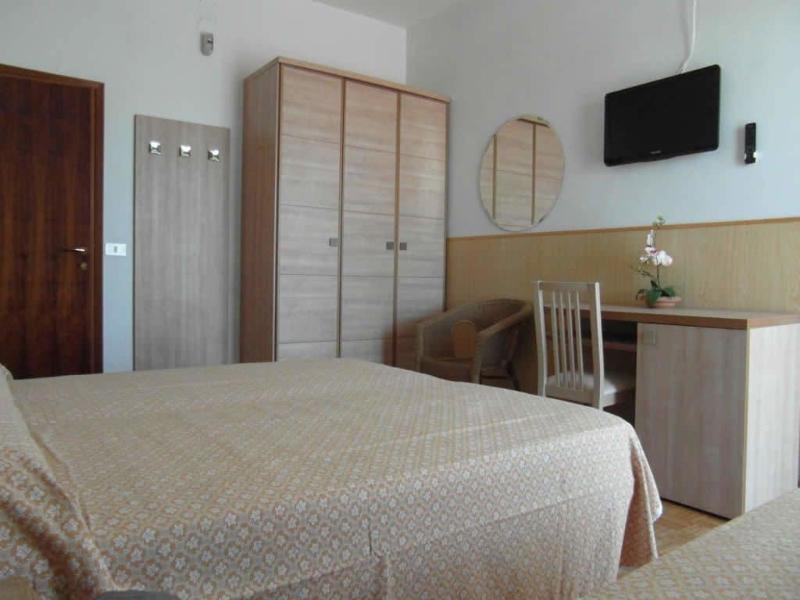 Hotel Donatello Cesenatico Esterno foto