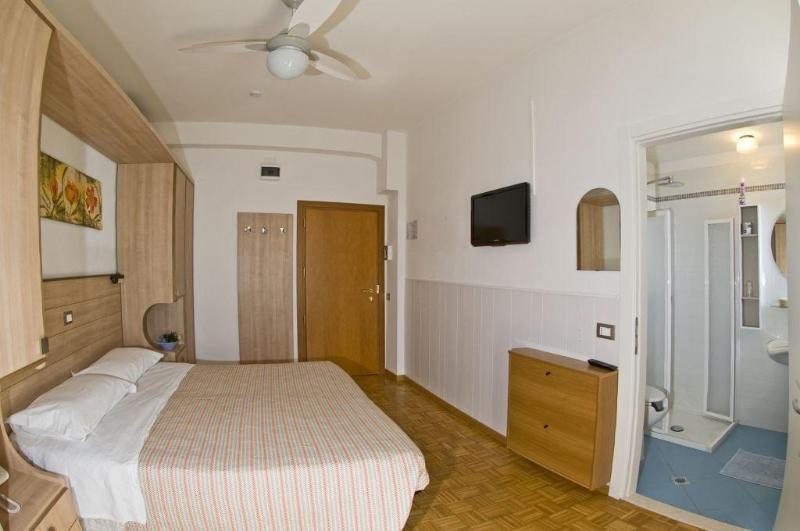 Hotel Donatello Cesenatico Esterno foto